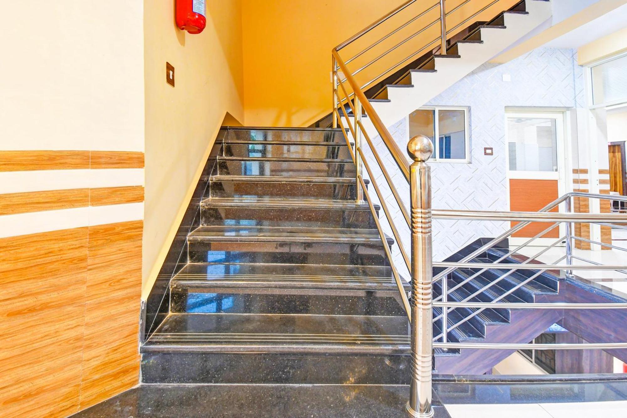 Hotel O Maa Bhubaneswari Hotel Εξωτερικό φωτογραφία